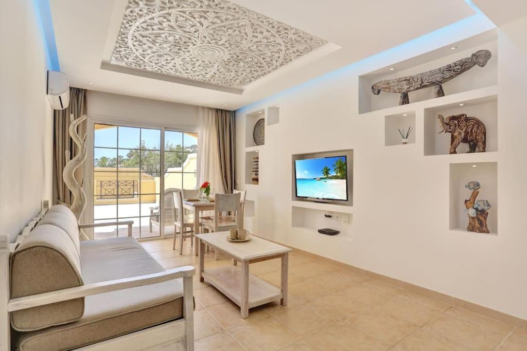 Luxury House Granada Park Ferienhaus